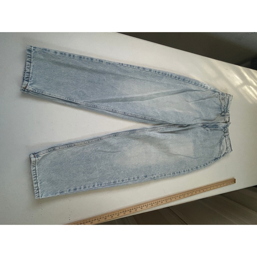 H&M‎ Loose Mom Jeans Light Wash High Waist Ankle Length Size 4